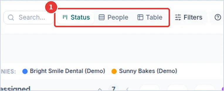 Close-up: the Status, People and Table buttons